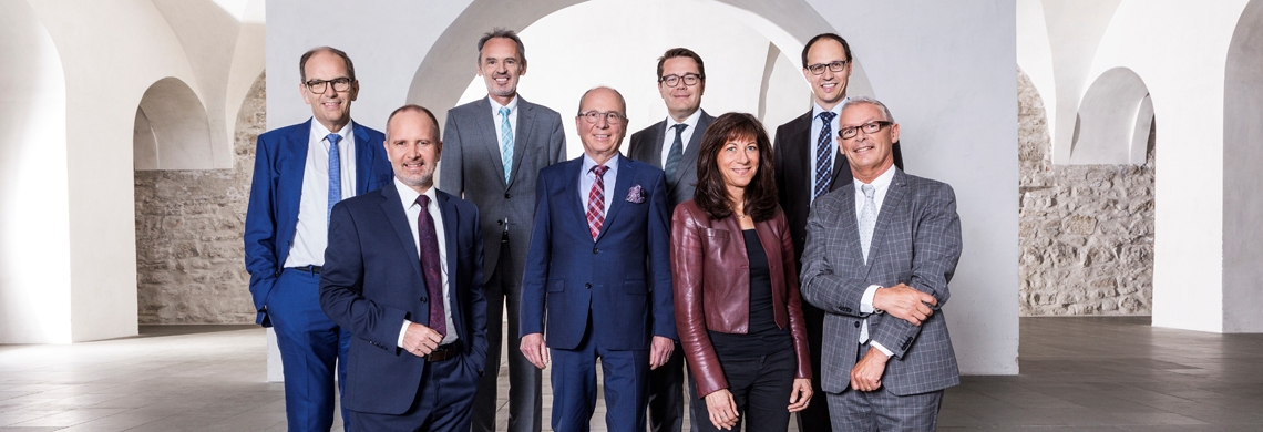 Das offizielle Regierungsfoto von 2017, das erste Foto der aktuellen Regierung. v.l.n.r: Bruno Damann, Stefan Kölliker, Canisius Braun, Fredy Fässler, Benedikt Würth, Heidi Hanselmann, Marc Mächler, Martin Klöti
